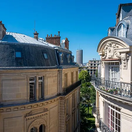 Charming Studio Mezzanine Near Arc De Triomphe Paris